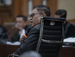 Hasto Bantah Kedekatan dengan Harun Masiku di Sidang Tipikor