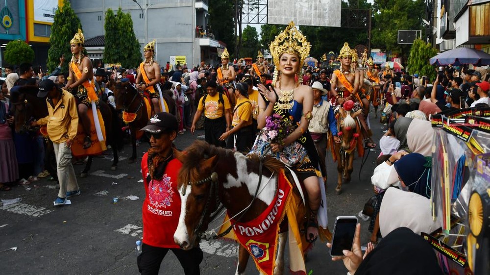 Bandung Siaga! Kirab Budaya HUT Jabar ke-80, Sejumlah Jalan Ditutup