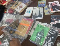 Demo Berujung Ricuh, Polisi Sita Buku dari Tersangka?