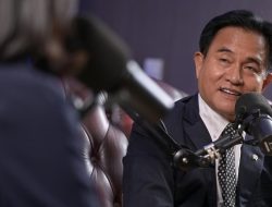 Yusril: Hadapi Proses Hukum Delpedro dengan Jantan!