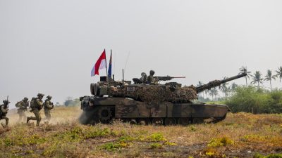 Ribuan Prajurit TNI AD Gelar Latihan Perang di Natuna