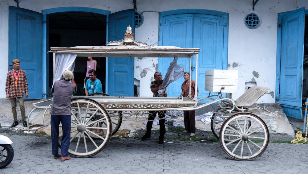 Raja Keraton Solo, PB XIII, Dimakamkan di Imogiri Besok