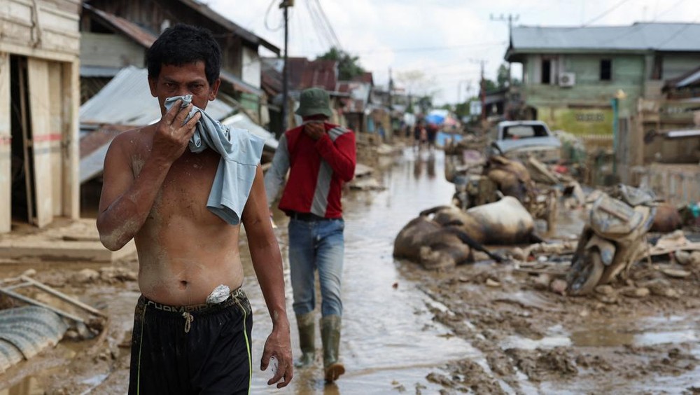 Banjir Surut, Aroma Tak Sedap Hantui Aceh Tamiang