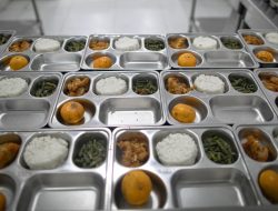 Solidaritas Sumbar: SPPG Salurkan Ratusan Ribu Paket Bantuan Banjir