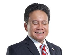 Gelombang Mundur OJK Berlanjut: Mirza Adityaswara Lepas Jabatan