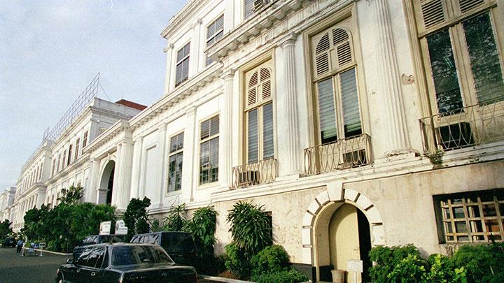 Peringatan Fitch: HKI Desak Pemerintah Jamin Stabilitas Ekonomi
