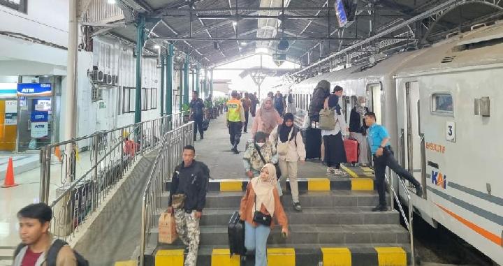 KAI Tambah Kereta Libur Tahun Baru Islam Cek Ini