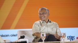 Wanita Kuasai SR025 Sukuk Ritel Pecah Rekor