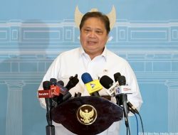 Ekonomi RI Goyang 6 Gunung Erupsi Serentak
