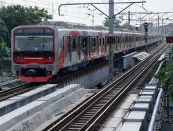 KAI Tambah Armada KRL Baru dari INKA