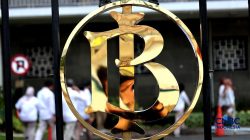 Rupiah Terpuruk Suku Bunga BI Terancam Naik