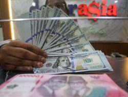 Rupiah Terancam 18 Ribu Menteri Buka Suara