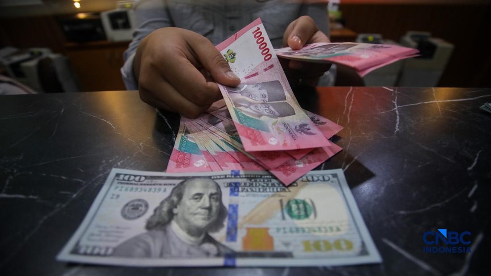 Anak Presiden Minta Warga Buang Dolar Selamatkan Rupiah