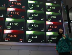 Asing Jual Ratusan Miliar Saham Tambang AMMN Tertekan