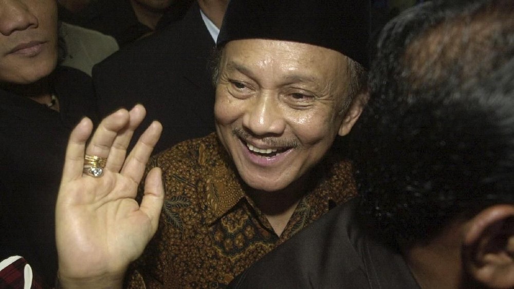 Rahasia Dolar Rp6550 Era Habibie