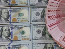 Rupiah Terjun Bebas Dolar AS Tembus Rp18120