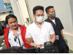Indra Kenz Kembali Masuk Penjara